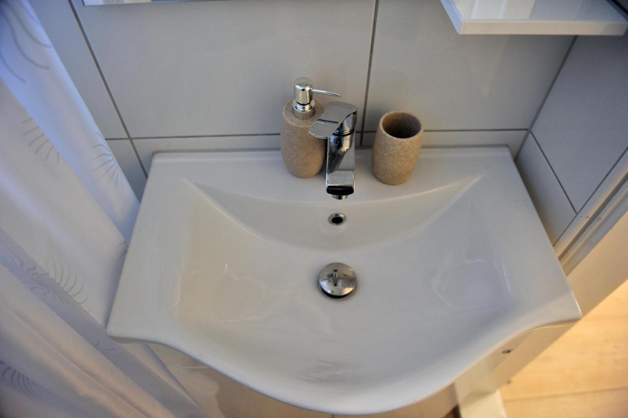 Studio Apartman Bandb Ðakovo Exteriör bild
