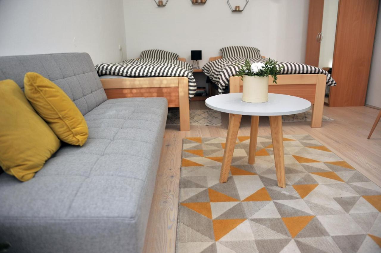 Studio Apartman Bandb Ðakovo Exteriör bild